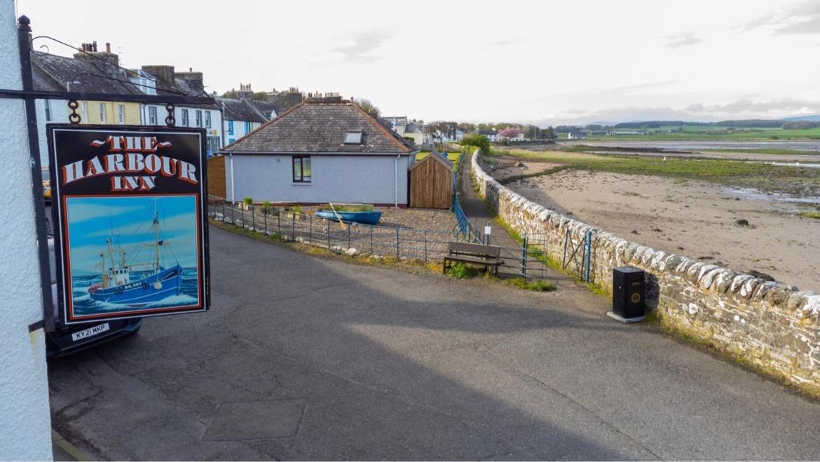 Harbour Inn Appartments Garlieston Buitenkant foto